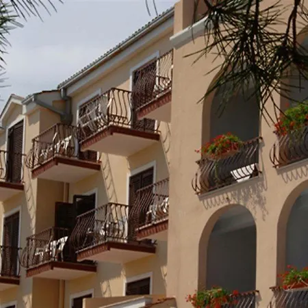 Mediteran - Liburnia 3*